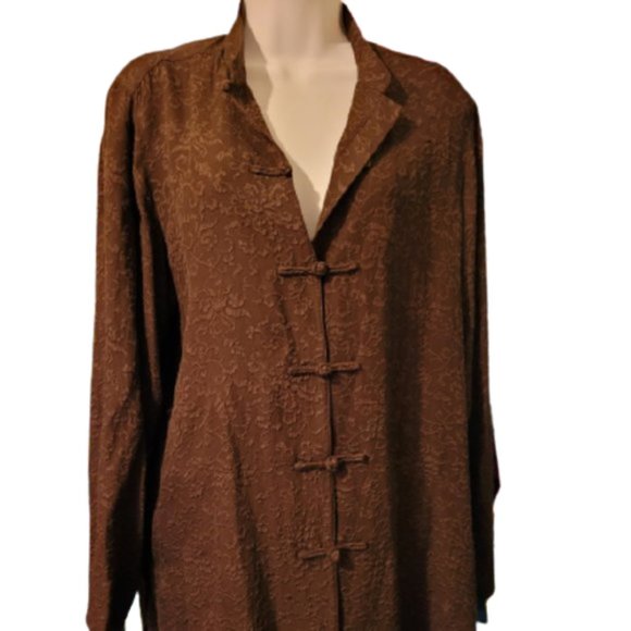 EAST Tops - EAST SILK DEEP BROWN ORIENTAL STYLE BLOUSE W/ A MANDARIN COLLAR & FROG BUTTONS